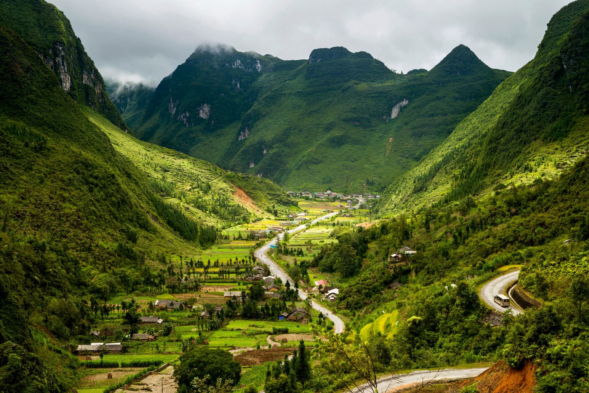 Phi Pan Nam